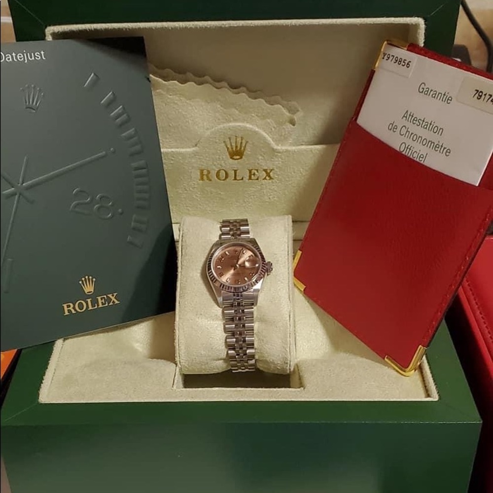 Rolex 26mm Oyster DateAdjust - Picture 1 of 10